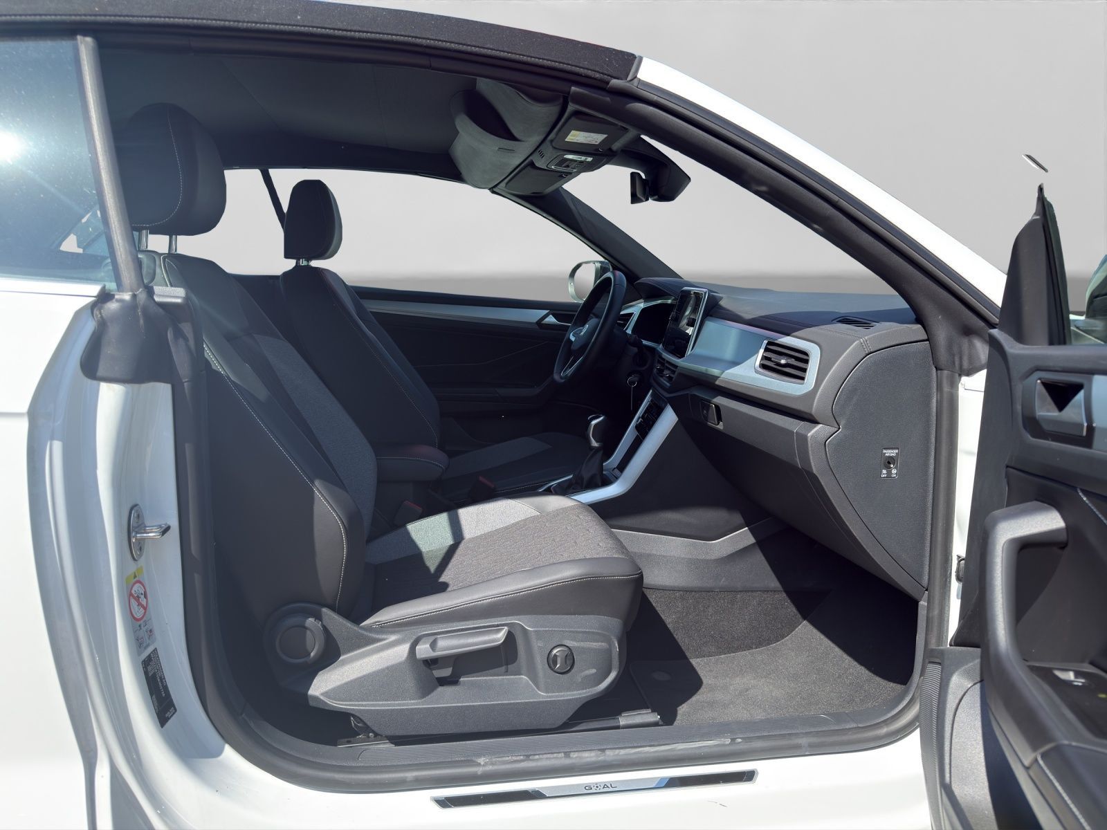 Volkswagen T-Roc - Bild 5