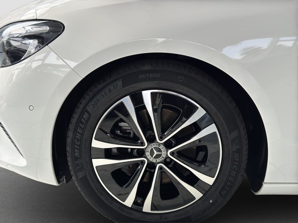 Fahrzeugabbildung Mercedes-Benz B 200 PROGRESSIVE*PANO*DISTR*TOTW*KAM