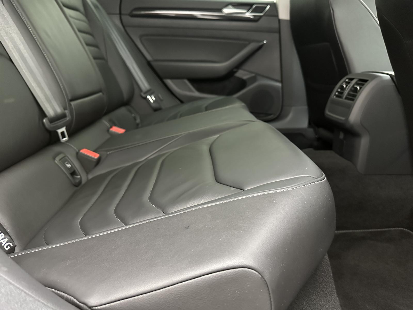 Volkswagen Arteon Elegance "NAVI-CAM-LEDER-SITZH-MULTI-ALU"