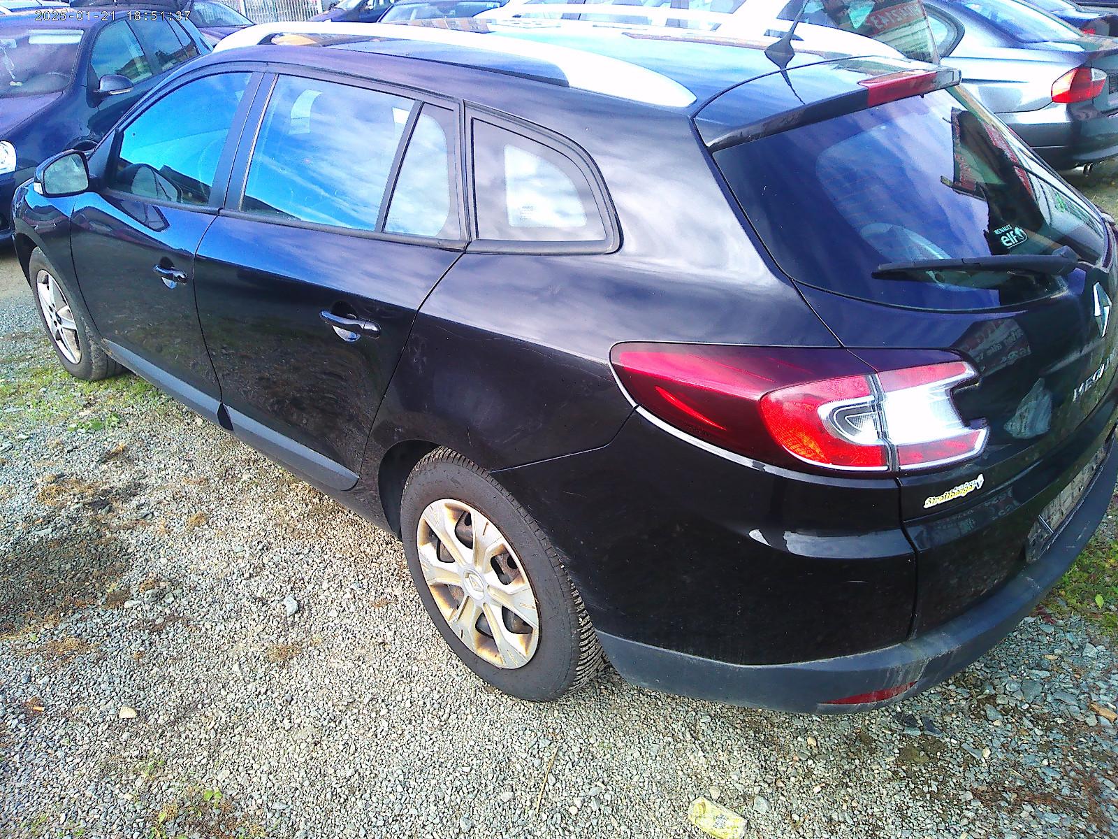 Renault Megane 2010 — photo 7