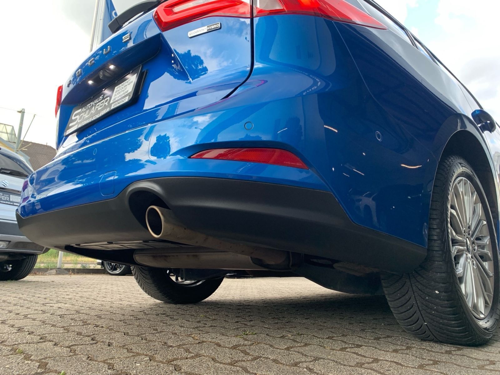 Fahrzeugabbildung Ford Focus Turnier 1.0 EcoBoost Hybrid Titanium X S/S