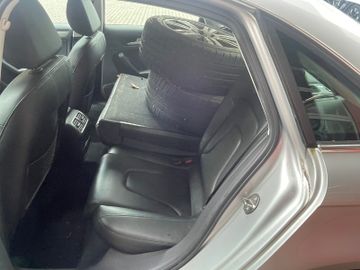 Bild 24 Audi A4 2.0 TFSI 155kW quattro Attraction nur Export