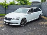 Skoda Superb Combi Sportline 4x4 ACC/Carplay/Pano
