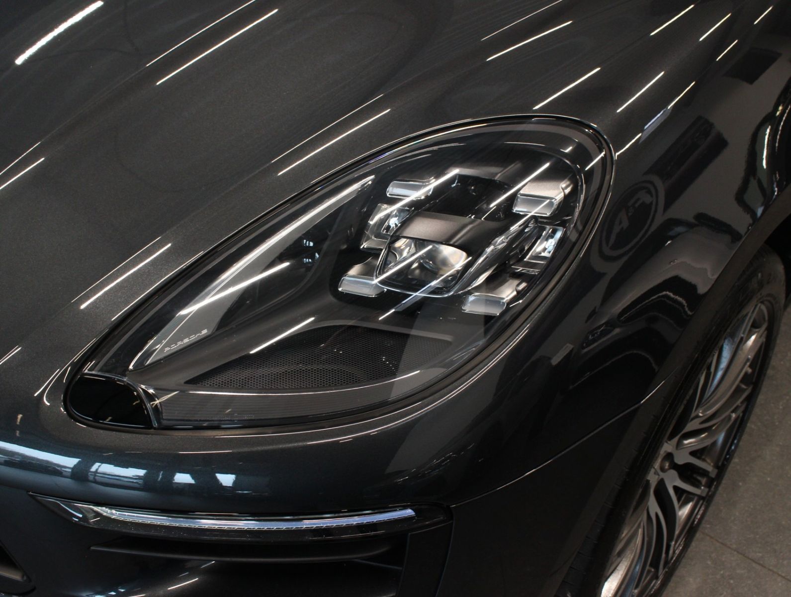 Fahrzeugabbildung Porsche Macan GTS Sport Design Sport Chrono*Pano