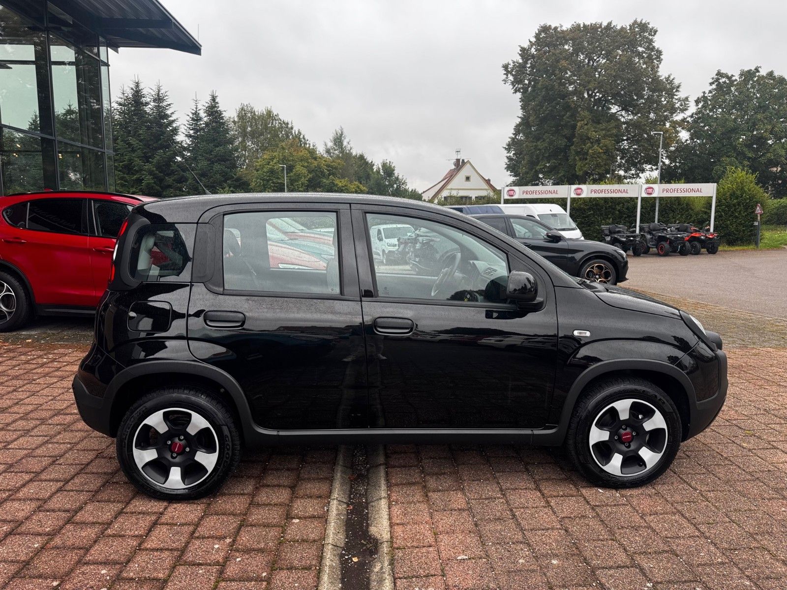 Fahrzeugabbildung Fiat Panda 1.0 GSE Hybrid Cross Klima