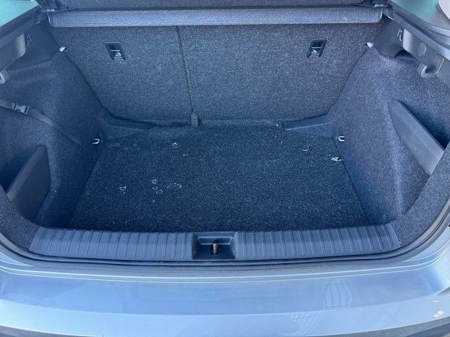 Fahrzeugabbildung SKODA Kamiq 1.0TSI DSG Selection LED+KAM+TEMPO+SITZHZ+