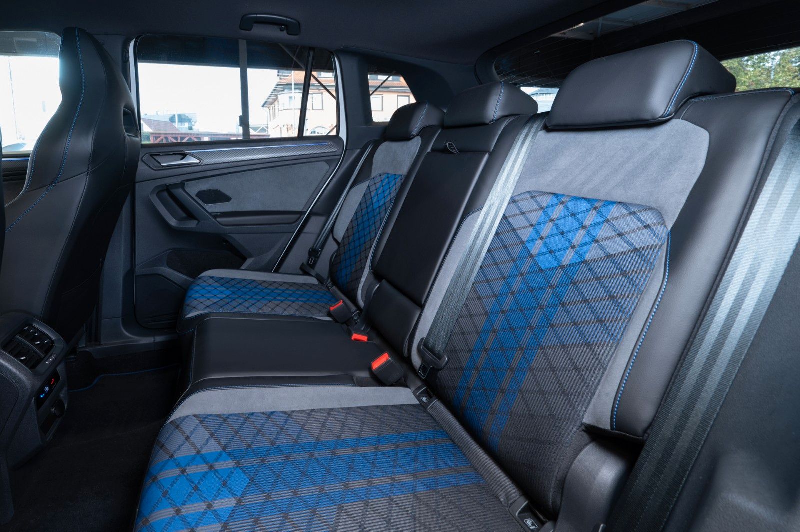 Volkswagen Tiguan R 4Motion MATRIX R-SITZE ACC 20-ZOLL DCC foto 12