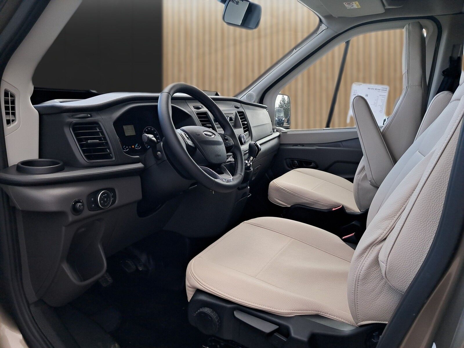 Fahrzeugabbildung Karmann Dexter 4x4 DE 570 AW Rückfahrkamera, Tageszul.