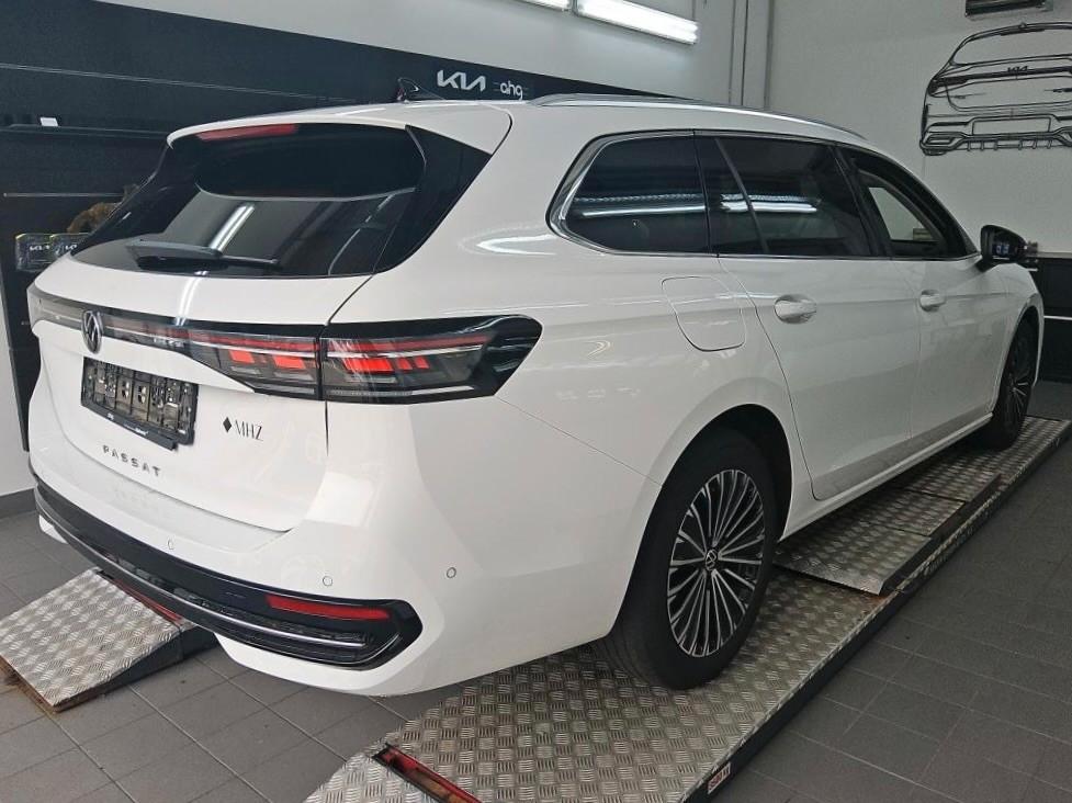 Volkswagen Passat Elegance *AHK*Standhz*HuD*Premium, миниатюра 4