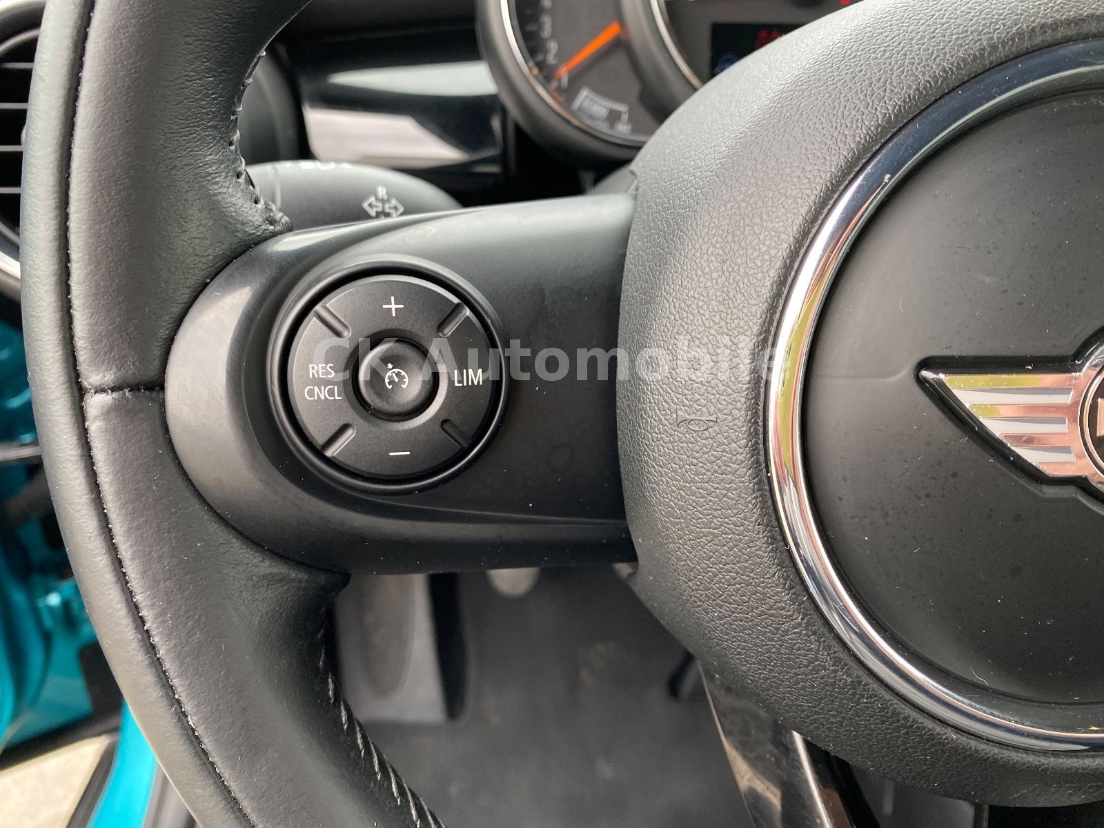 Fahrzeugabbildung MINI Cooper Cabrio  Chili/Leder/LED/PDC/Tempomat