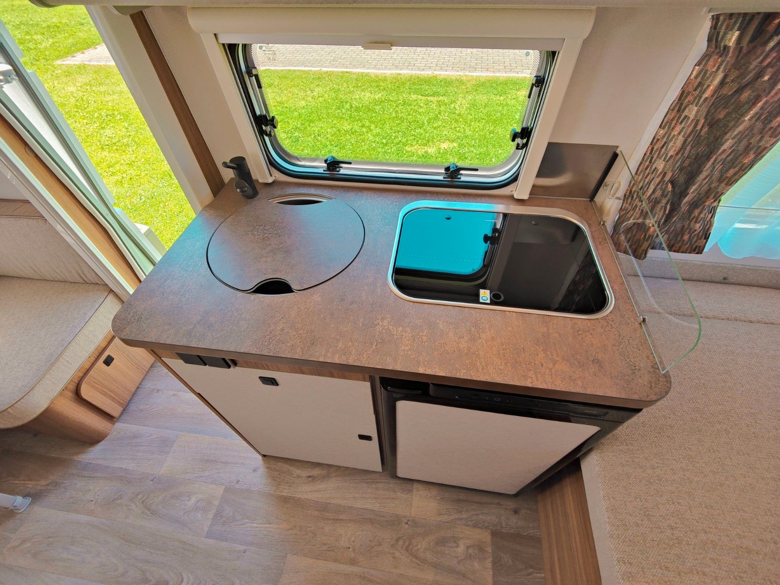 Fahrzeugabbildung HYMER / ERIBA / HYMERCAR TOURING 430 LEGEND URBAN 2025