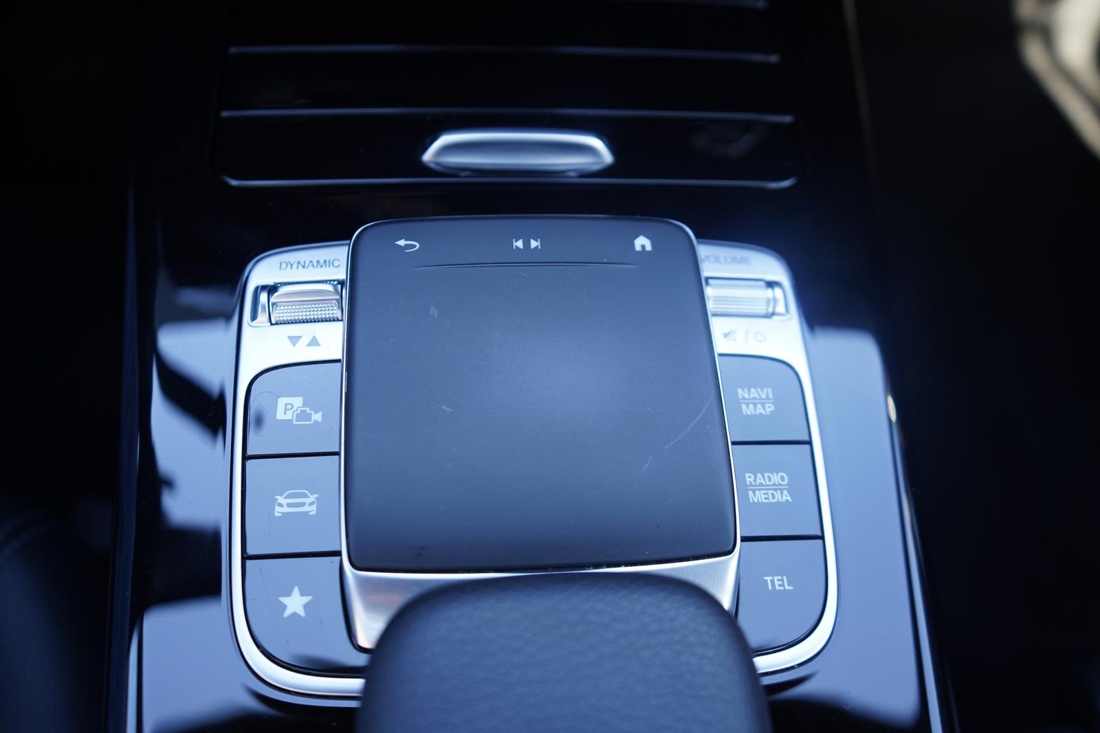Mercedes-Benz CLA 200 Shooting Brake Progressive Navi Temp Kam