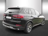BMW X5 xDrive30d Innovationsp. Aut. Komfortsitze - BMW X5 aus 2021