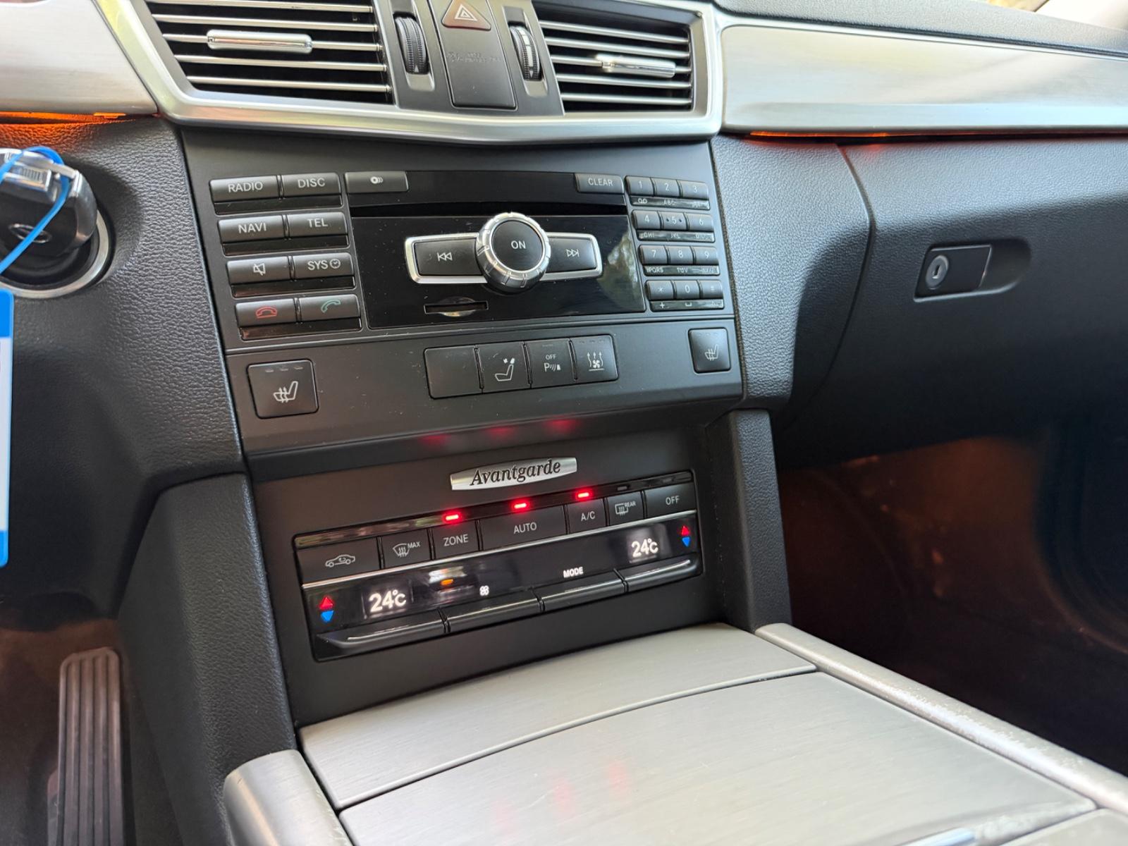 Mercedes-Benz E 300* BlueTec Hybrid