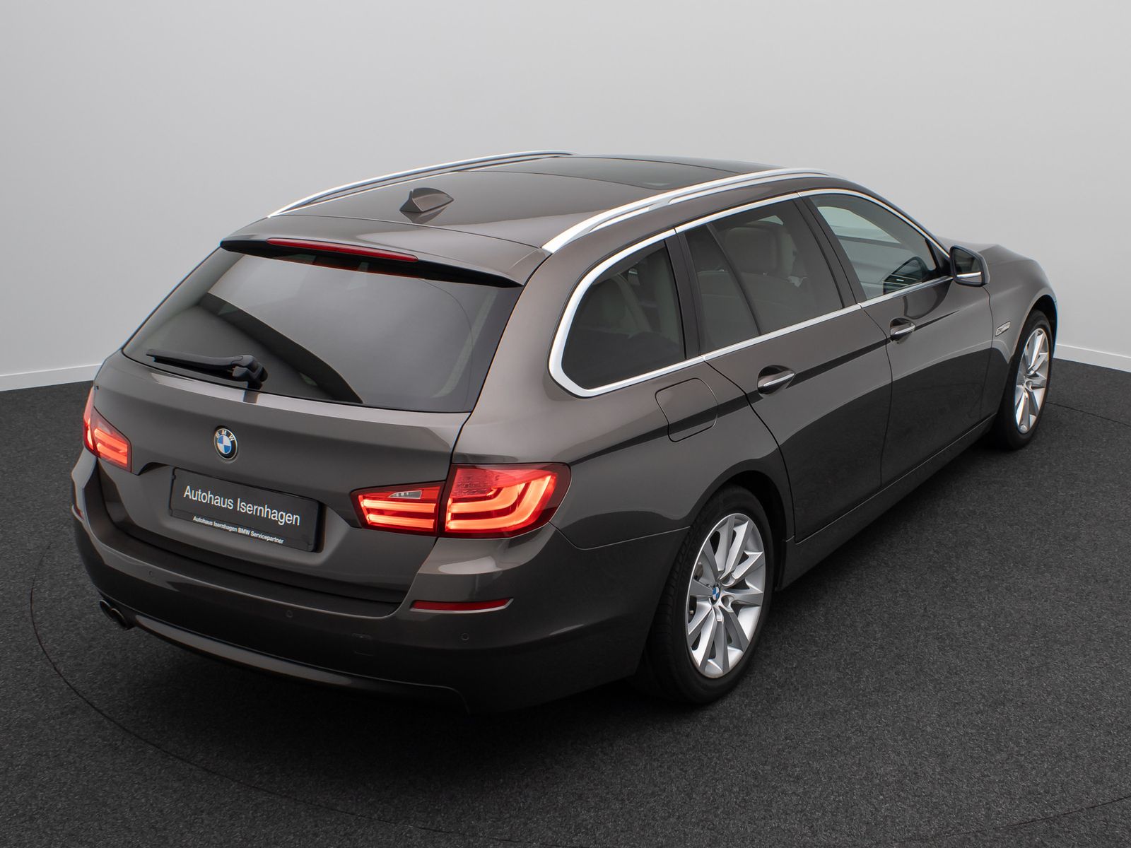 Fahrzeugabbildung BMW 525d Memory Bi-Xenon GeschwindigReg NaviPro HiFi