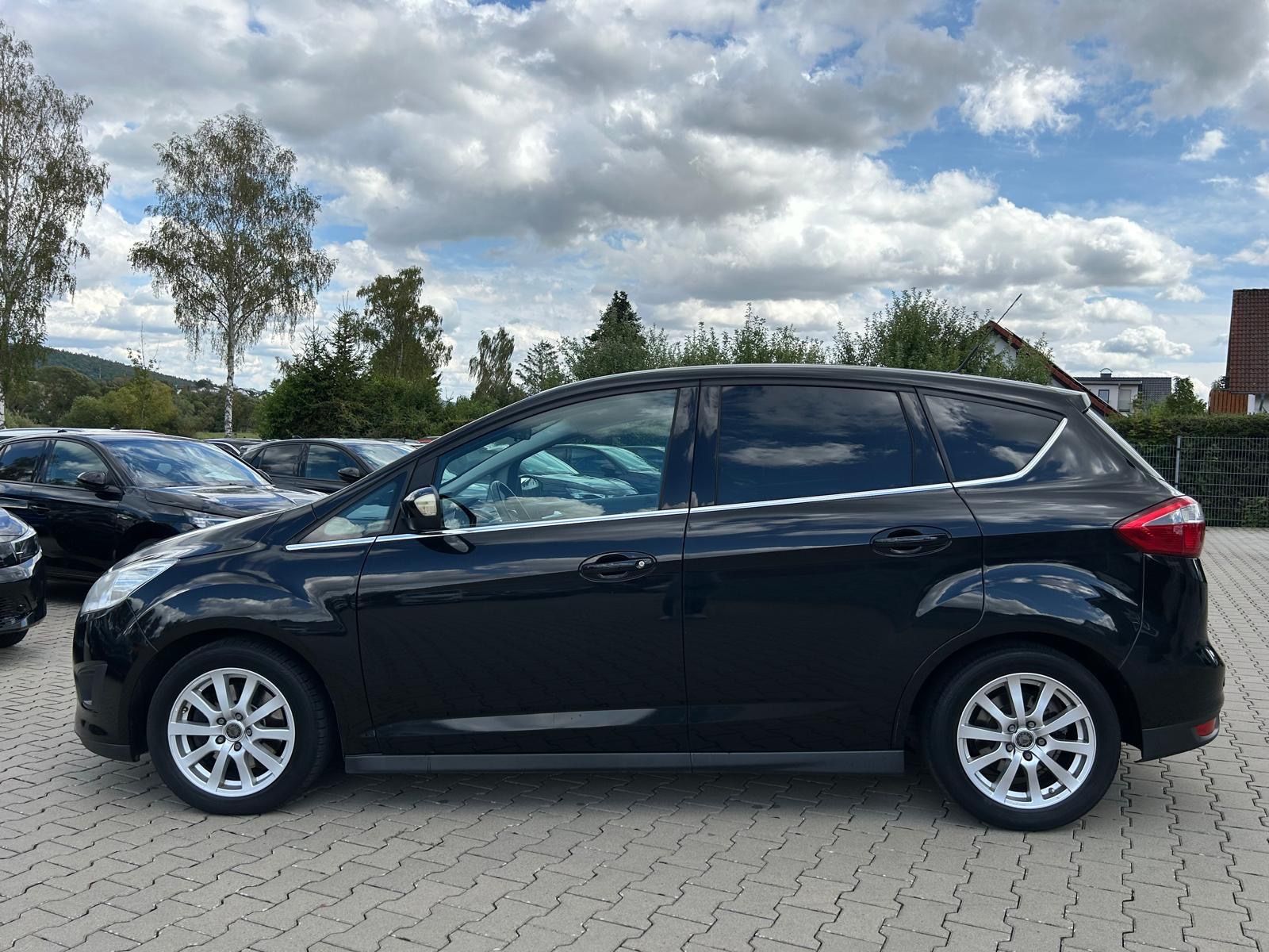 Fahrzeugabbildung Ford C-Max 1.6i°150 PS°AHK°Tüv NEU°Alu°