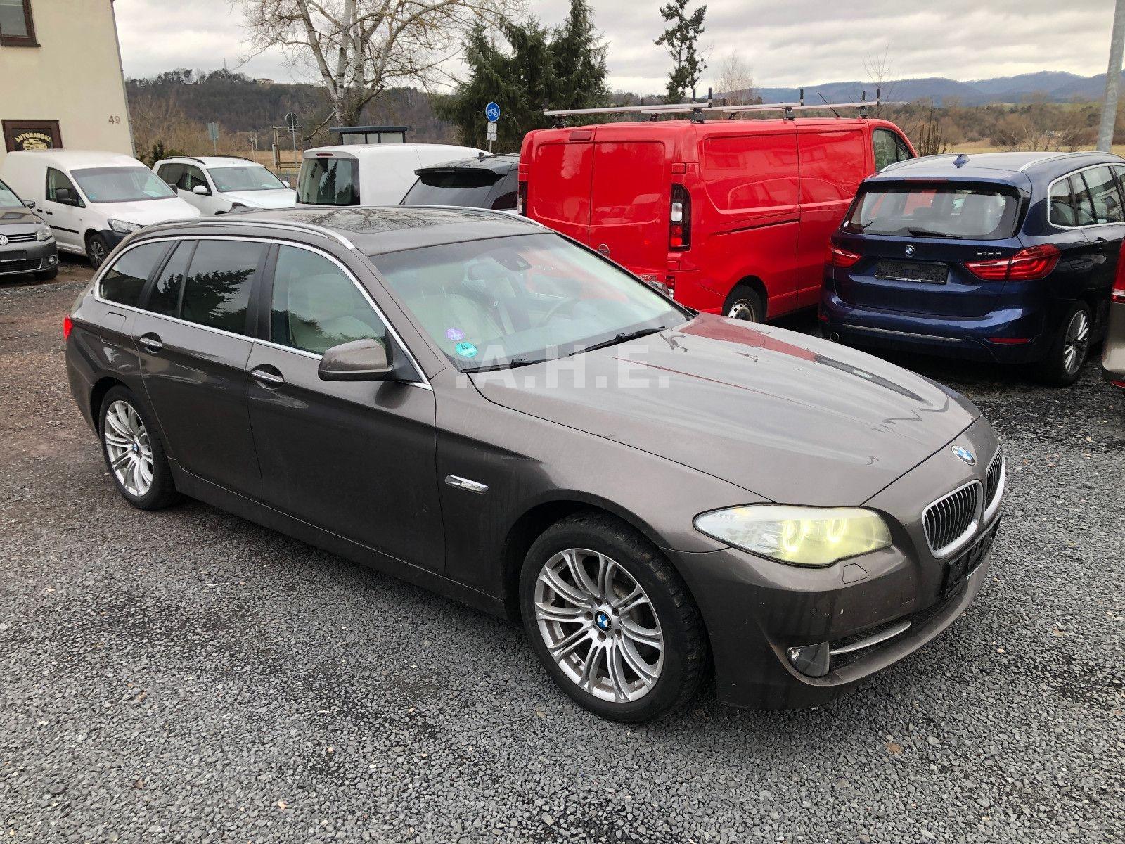 BMW 523i Touring*KLIMAAUT*PANO*LEDER BEIGE*XENO*NAVI