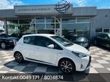 Toyota Yaris Hybrid,AHK,Automatik,Navi,Kamera,HU neu - Toyota Yaris Gebrauchtwagen in Lübeck
