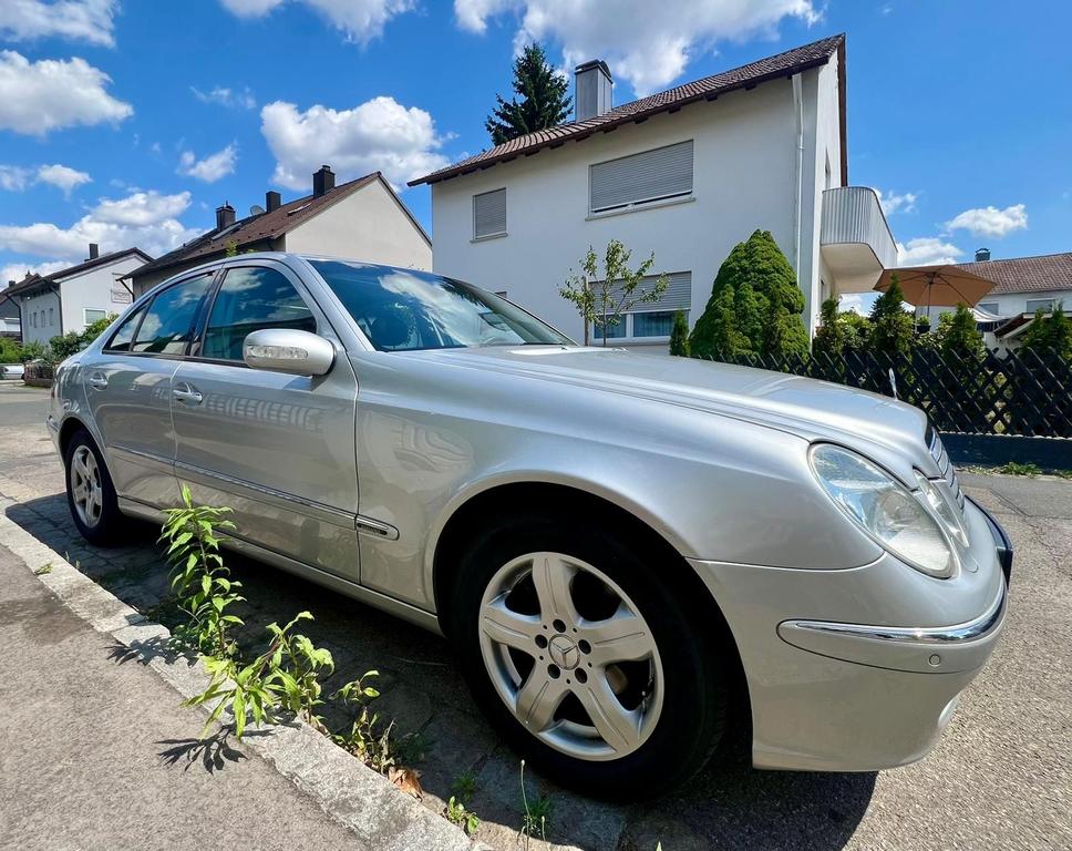 Mercedes-Benz E 280