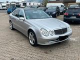 Mercedes-Benz E240 Avantgarde  top gepfle... - Mercedes-Benz E 240 von privat