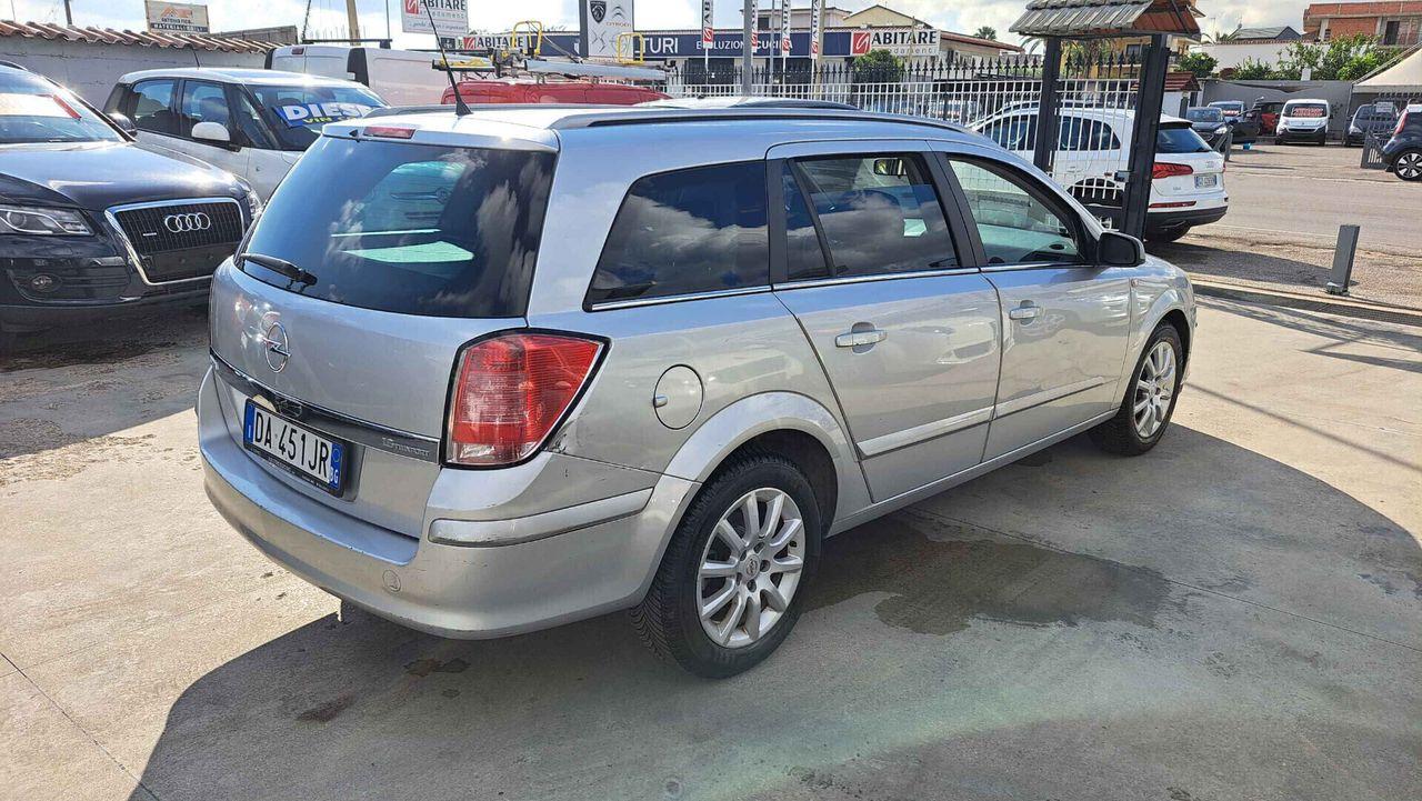 Opel Astra 2006 — engine 1.598 cm³, 105 HP (77kW)