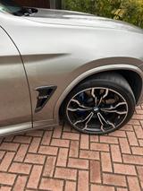 BMW X3 M COMPETITION / VOLL. / LEDER / HUD / PANO. - graue BMW X3 M