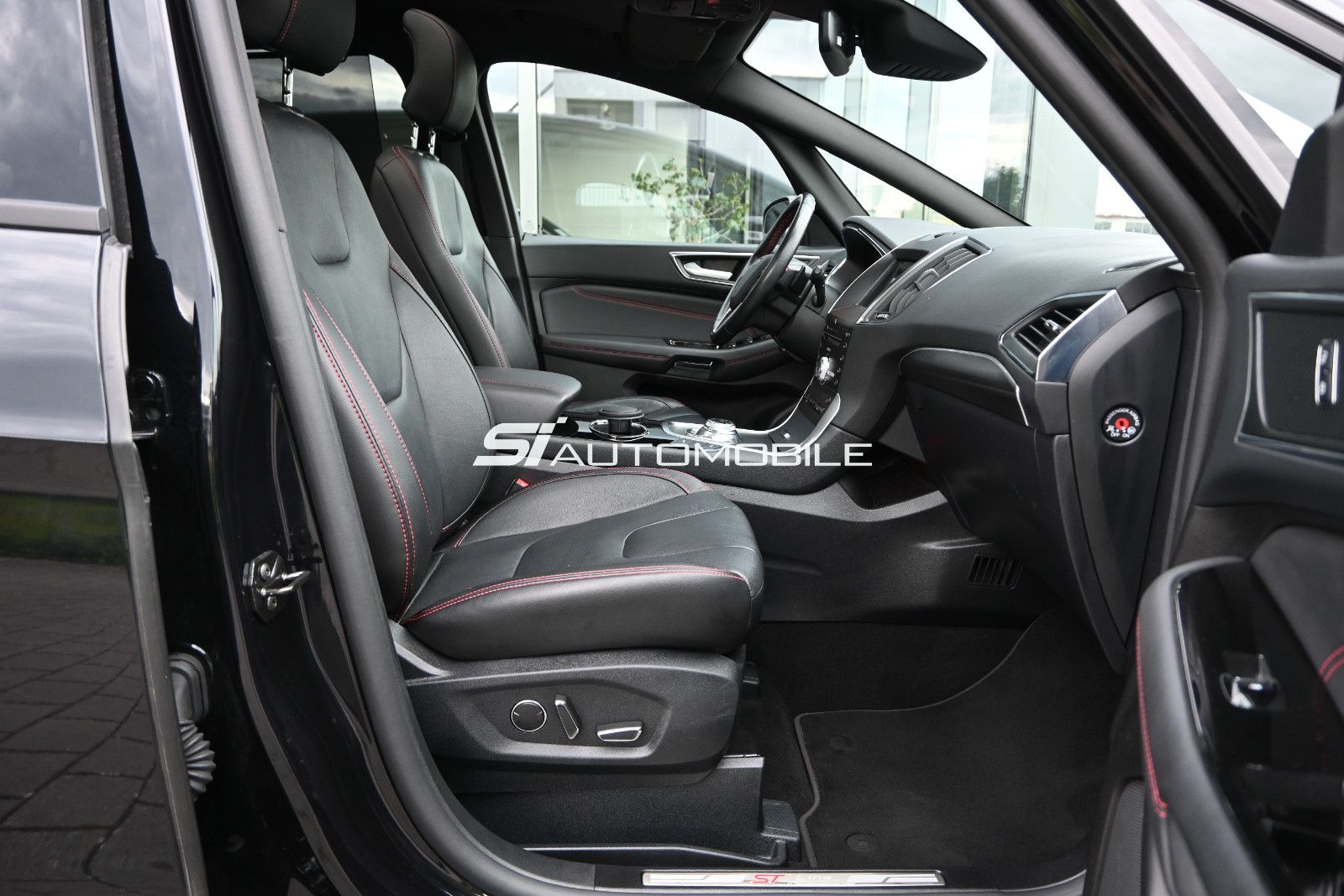 Fahrzeugabbildung Ford S-Max 2.0d EcoBlue ST-Line Auto °AHK°STANDHEIZ°