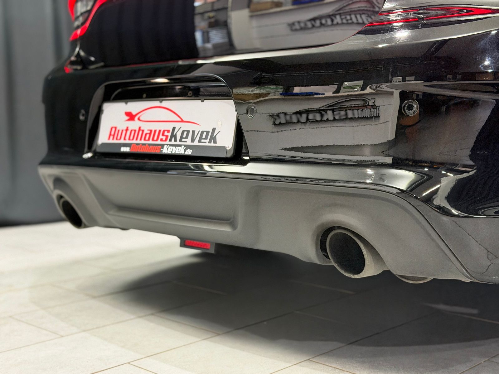 Fahrzeugabbildung Dodge Charger SRT Hellcat|WIDEBODY|U-FREI|D-FZG|H&K