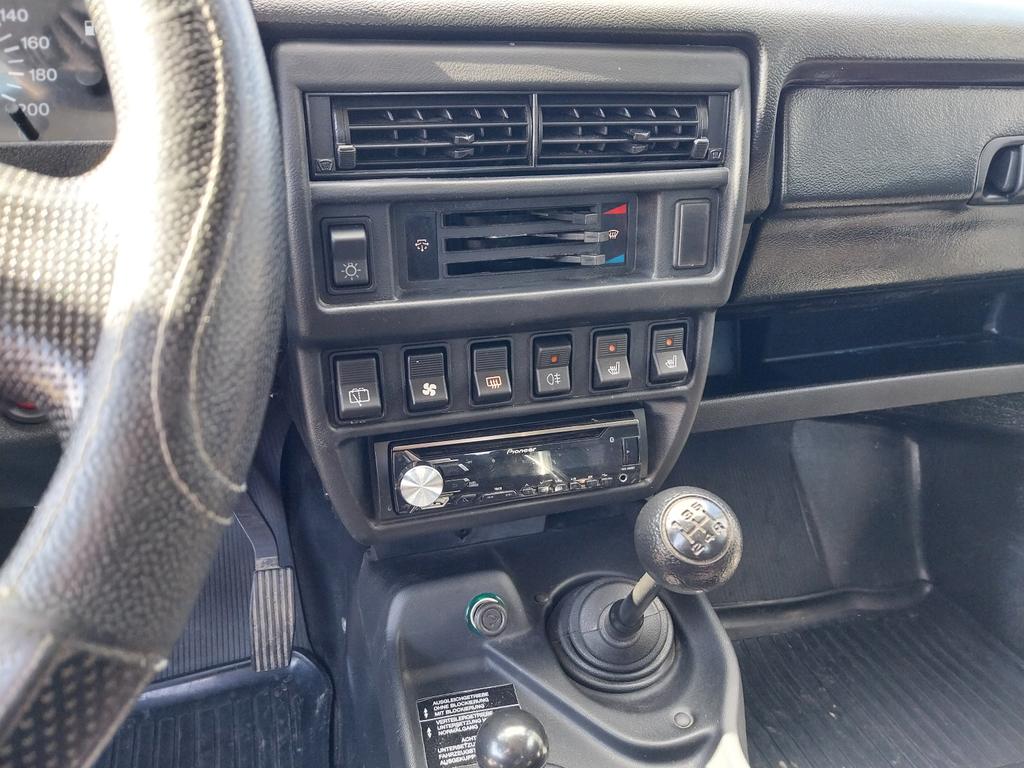 Lada Urban