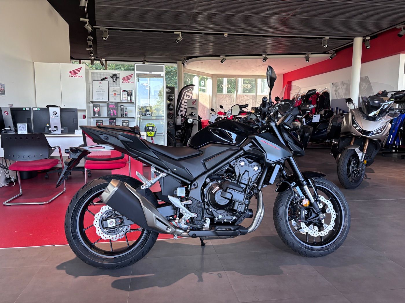 Fahrzeugabbildung Honda CB 500 Hornet E-Clutch 2026