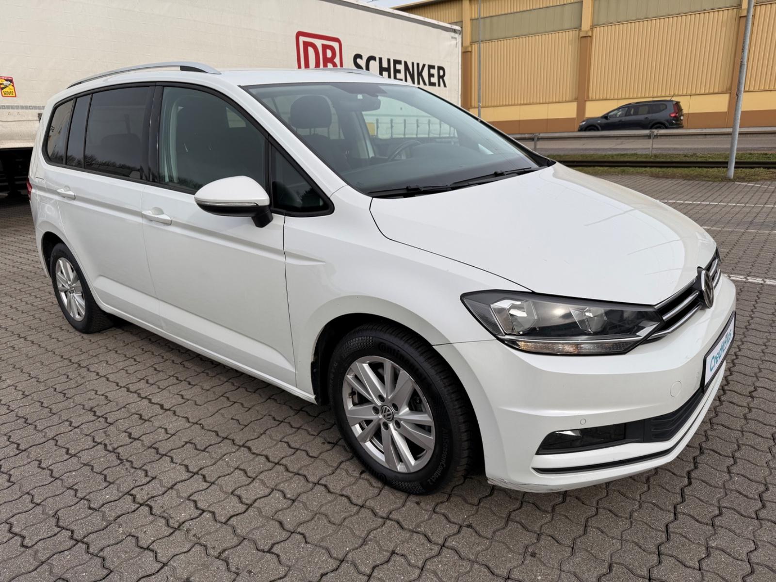 Volkswagen Touran 2.0 TDI Comfortline BMT/DSG7/KAM/NAV!!