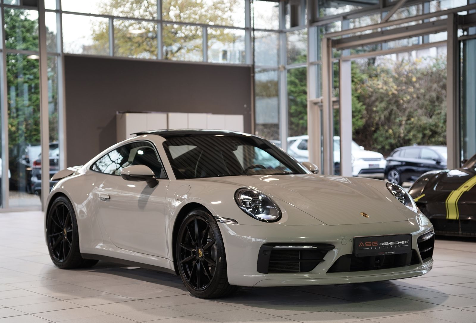 Porsche 992