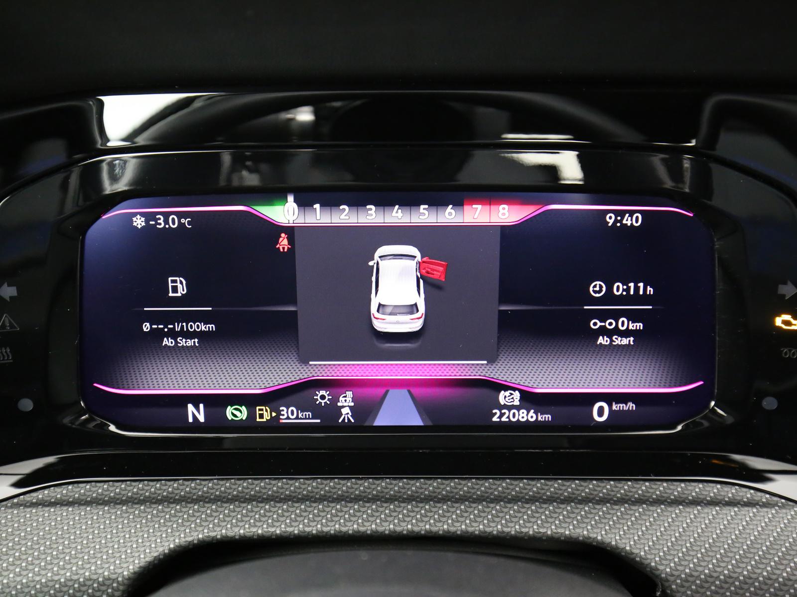Volkswagen Golf VIII R 2,0 TSI 4MOTION DSG LED ACC Alufel, миниатюра 12