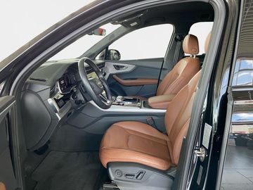 Audi Q7 - 8