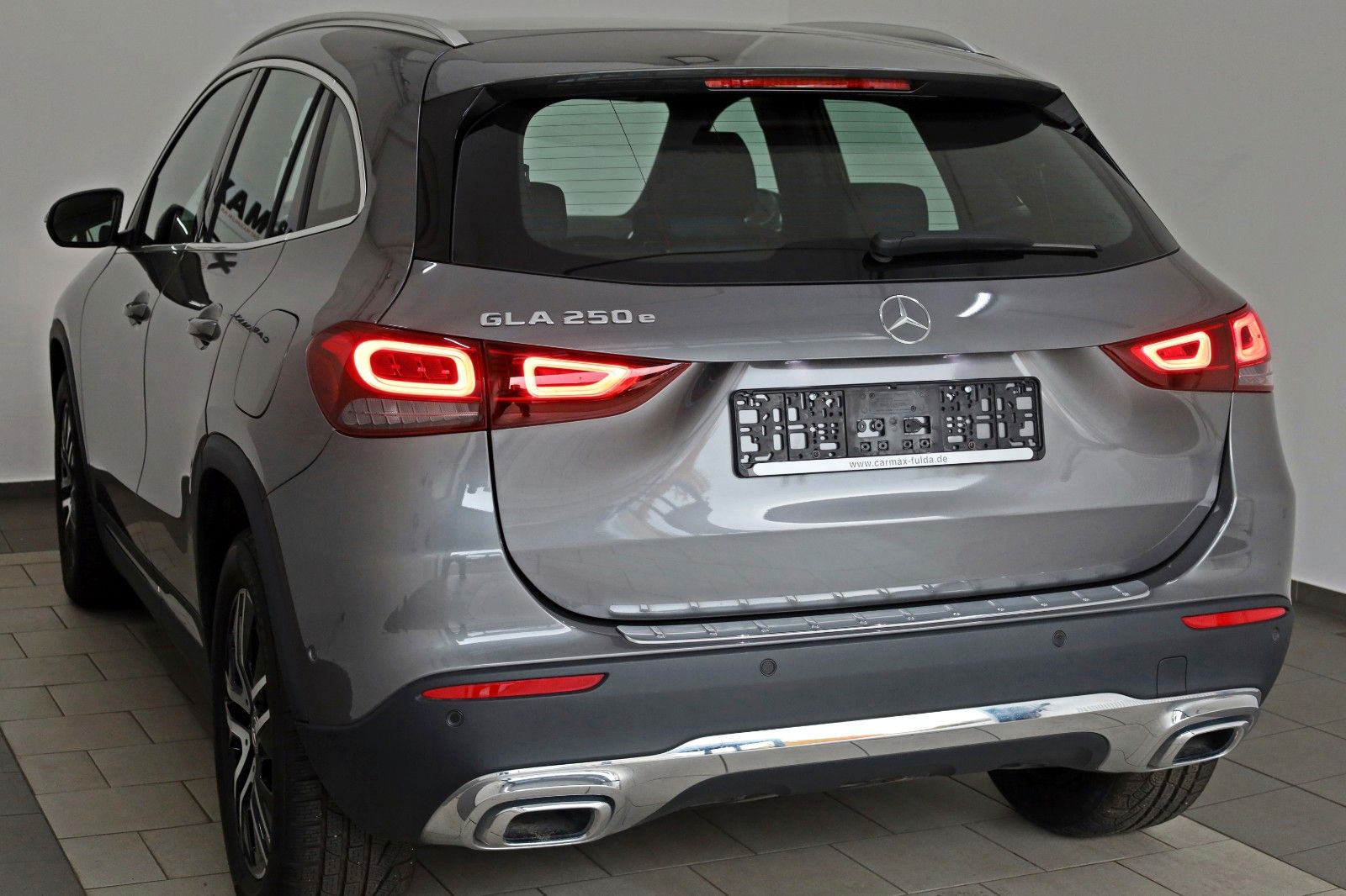 Fahrzeugabbildung Mercedes-Benz GLA 250e Progressive Leder,Navi,LED,Park-Paket