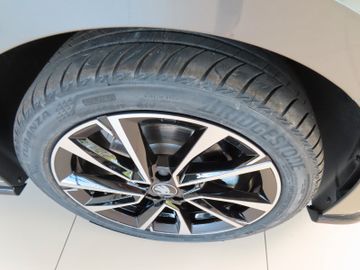 Fotografie des Skoda Fabia Monte Carlo 1.0 DSG, 5-J.Garantie, Pano