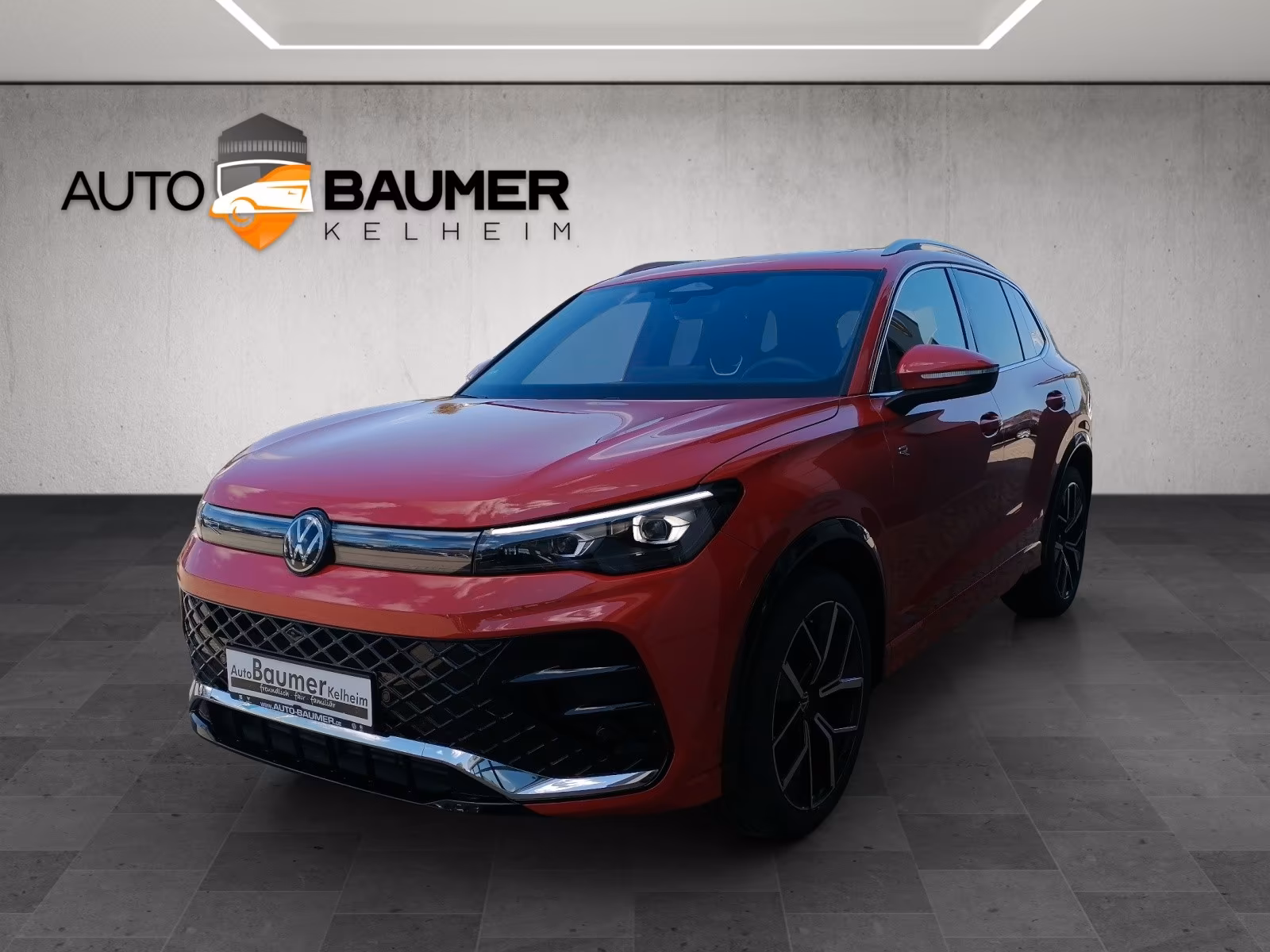 Volkswagen Tiguan 1.5 eTSI R-Line AHK Pano DCC Pro