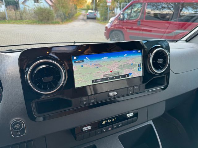 HYMER / ERIBA / HYMERCAR B MC T 580-Mercedes-Autom-LED Scheinw-Distron