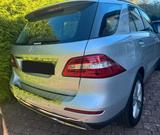 Mercedes-Benz ML 350 4MATIC BlueEFFICIENCY_(1.Hand/ Rentner) - Mercedes-Benz Ml