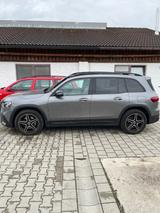 Mercedes-Benz GLB 220 d 4MATIC DCT - - Mercedes GLB 220 mit Schiebedach