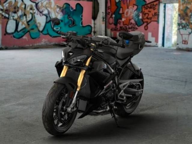 BMW S 1000 R 2025 + Akrapovic + Komfort- + Dynamikpa