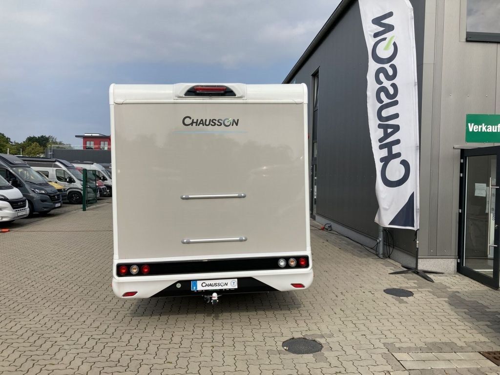 Fahrzeugabbildung Chausson 644 Titanium VIP Fiat Chassis 2 to Anhängelast