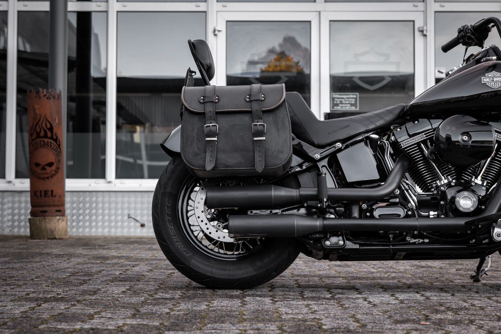 Fahrzeugabbildung Harley-Davidson FLSS SOFTAIL SLIM S 110 cui - Kesstech - Ape