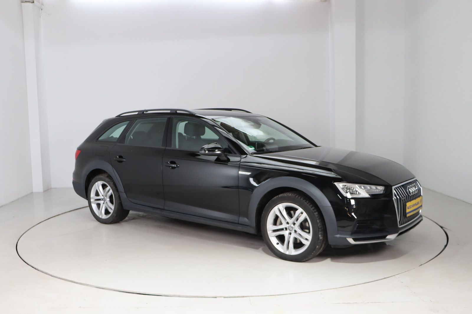 Fahrzeugabbildung Audi A4 Allroad Quattro 2.0 TDI * Navi * Bi-Xenon *