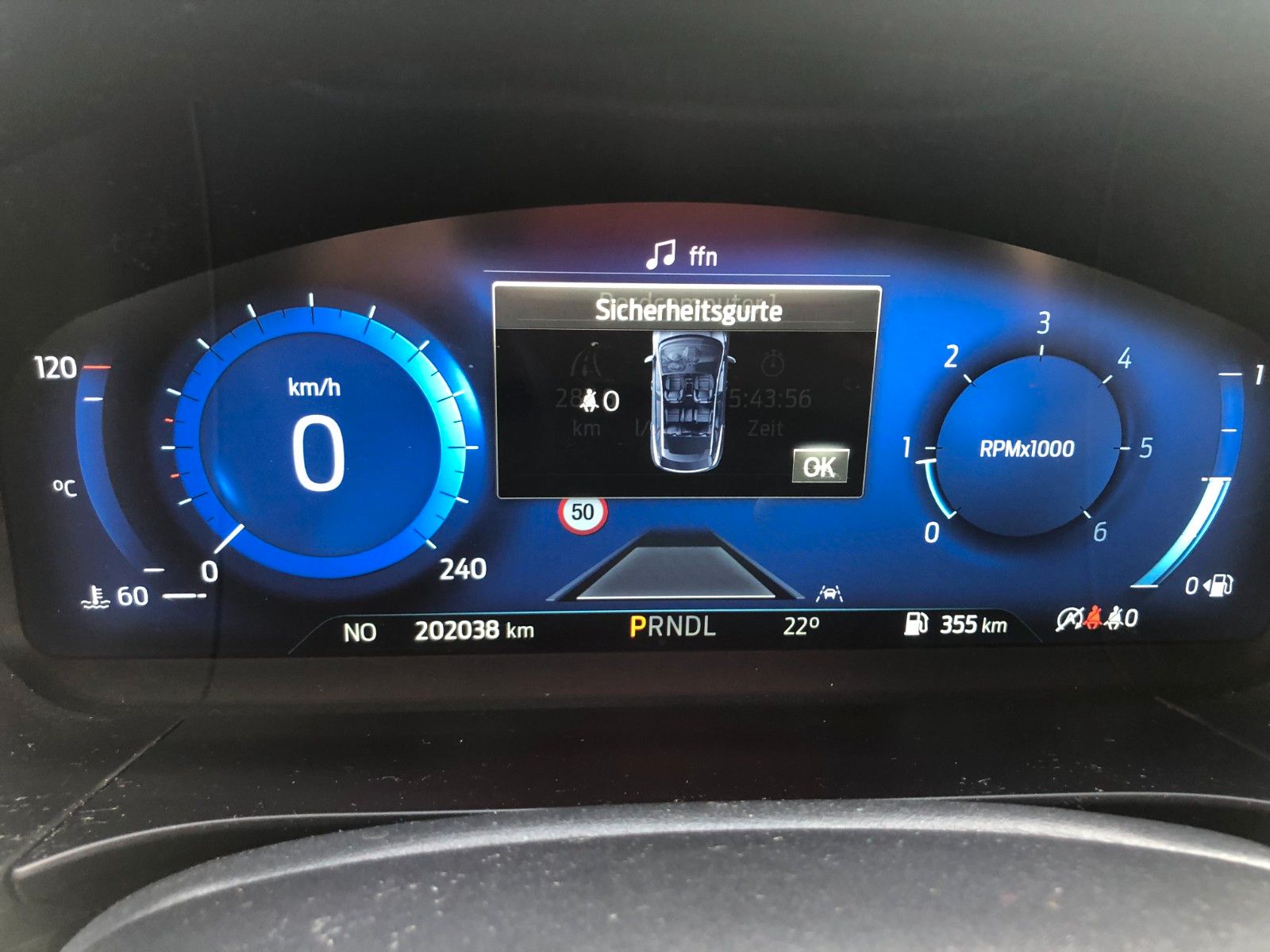 Fahrzeugabbildung Ford Kuga Titanium X Automatik