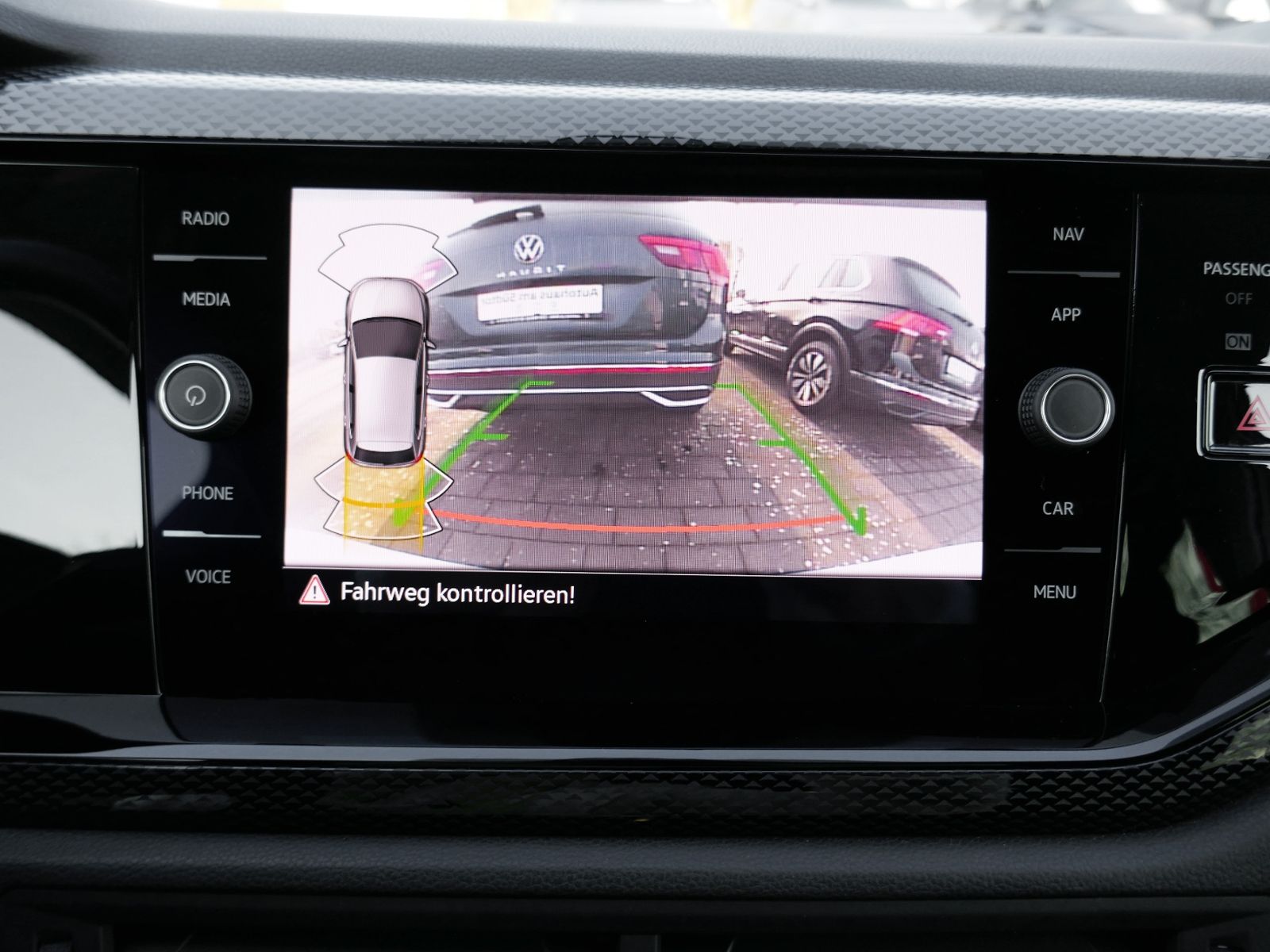 Fahrzeugabbildung Volkswagen Polo Life 1.0 MPI | LED RFK GRA Navi