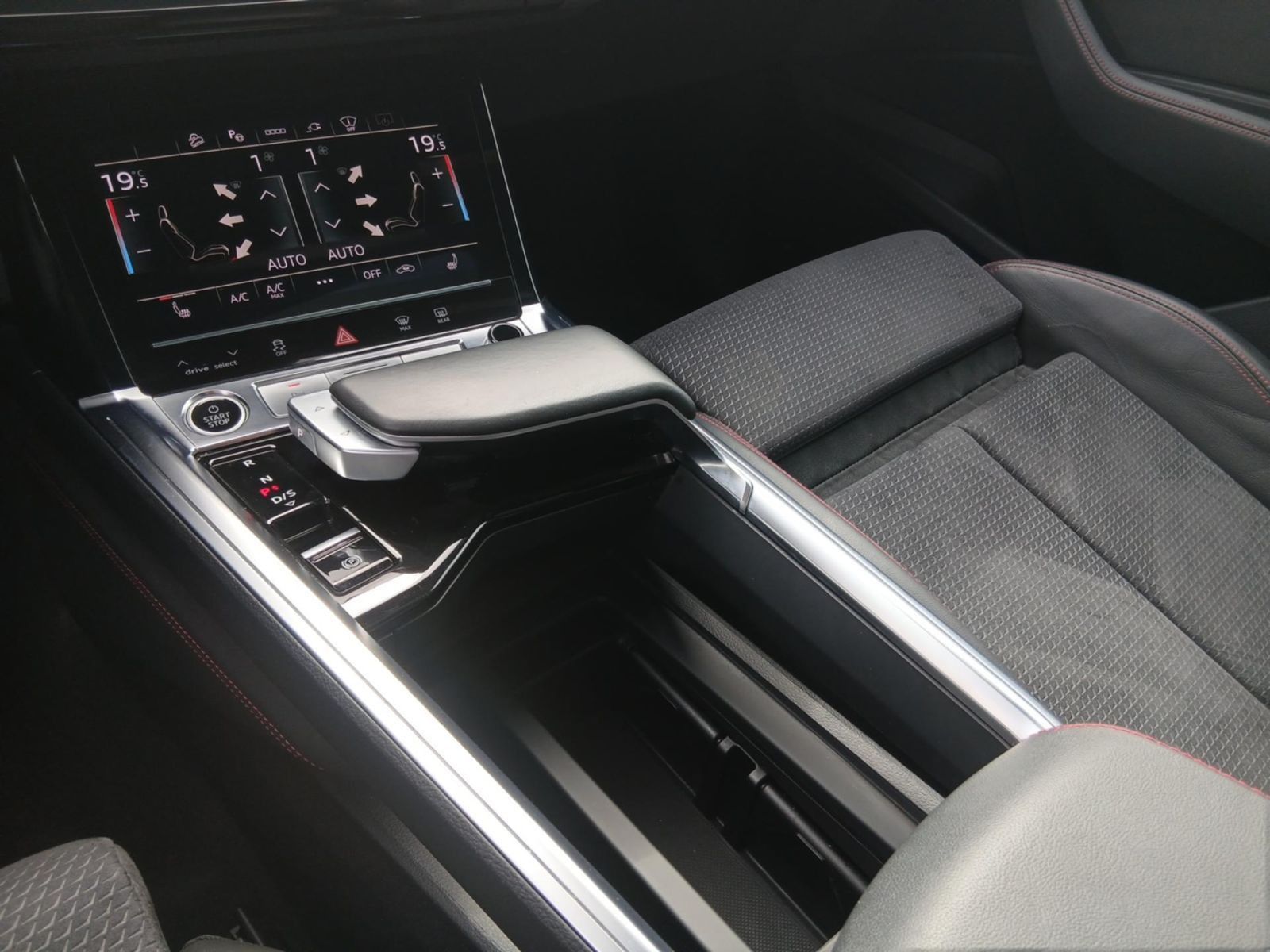 Audi Q8 e-tron - Bild 22