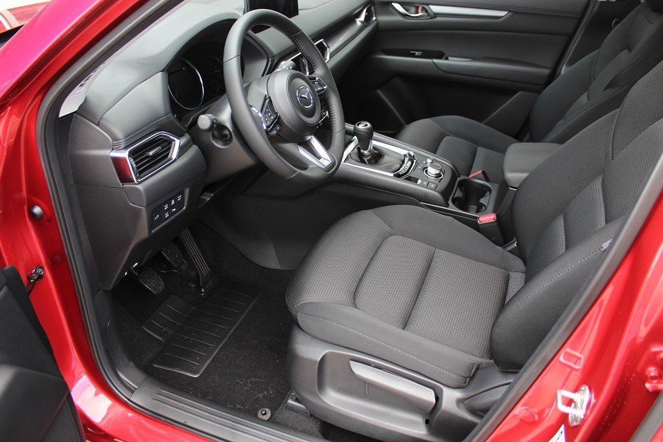 Fahrzeugabbildung Mazda CX-5 M-Hybrid ADVANTAGE G-165 AHK *Aktionspreis*