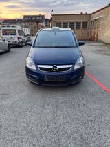 Opel Zafira 1.9 Diesel - Opel Zafira aus 2006 mit Diesel-Antrieb