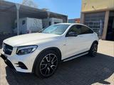 Mercedes-Benz GLC 43 AMG 4Matic Schiebedach Carbon Alcantara - Mercedes-Benz GLC 43 AMG: Automatik